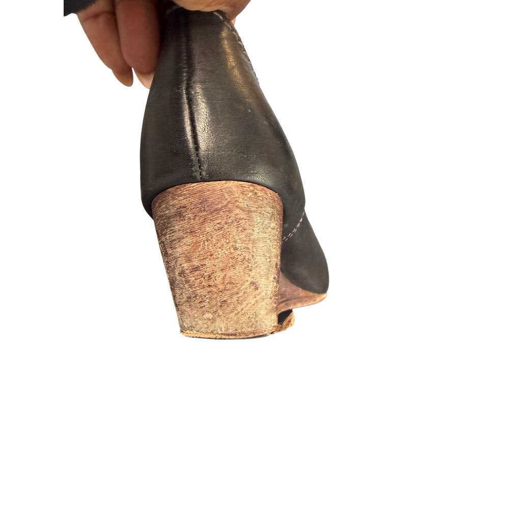 Frye Missy Short Boots Basic Classic Black‎ Leather Wedge Almond Toe Size 10 - Picture 8 of 11